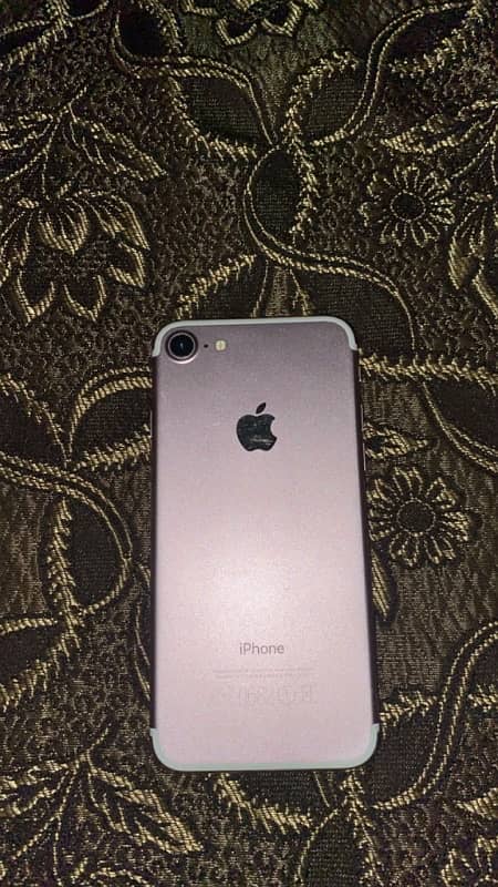 iPhone 7 PTA approved 32gb 0