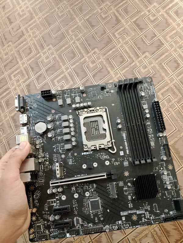 2 GAMING MOTHERBOARD + INTEL I5 12TH GEN 8