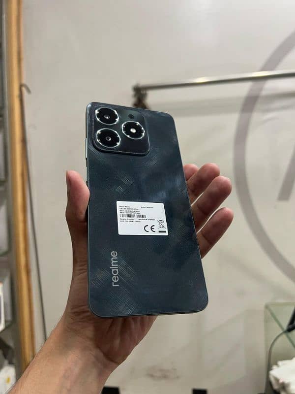 realme c63 6/128gb pta approved 0