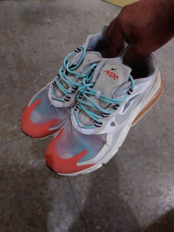 Nike Airmax 270 react (Brand New) 1