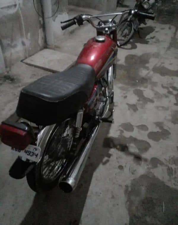 Honda CG 125 2003 model Karachi number for sale O3I8*46+62/920 contact 1