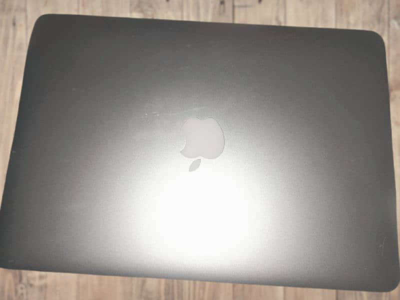 APPLE MAC BOOK PRO 2015 1