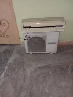 Hitachi 1.5 Ton split Air Conditioner