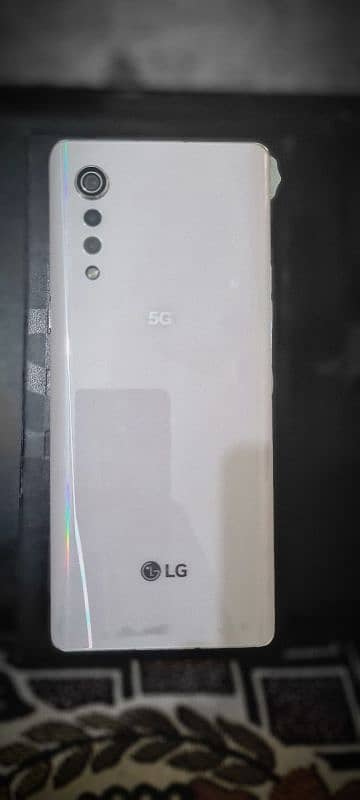 LG velvet 1