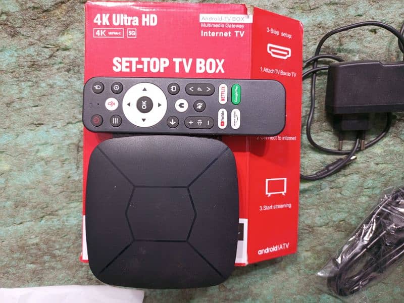 4K ANDROID TV BOX WITH WIRELESS REMOTE CONTROL  3840X2160 RESOLUTION 2