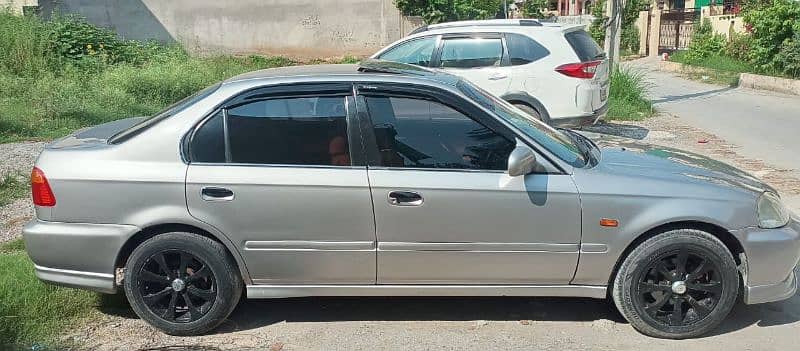 Honda Civic Oriel 2000 6