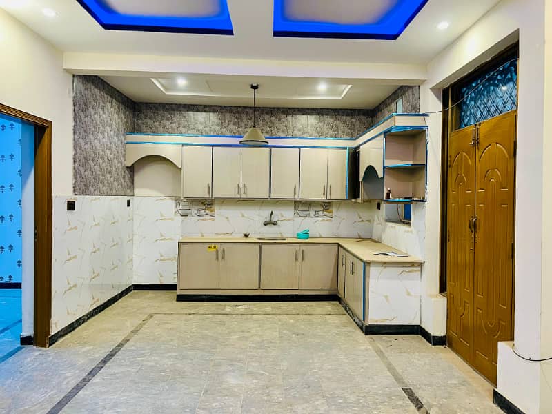 Beautiful and fresh house for sale in islamabad 3