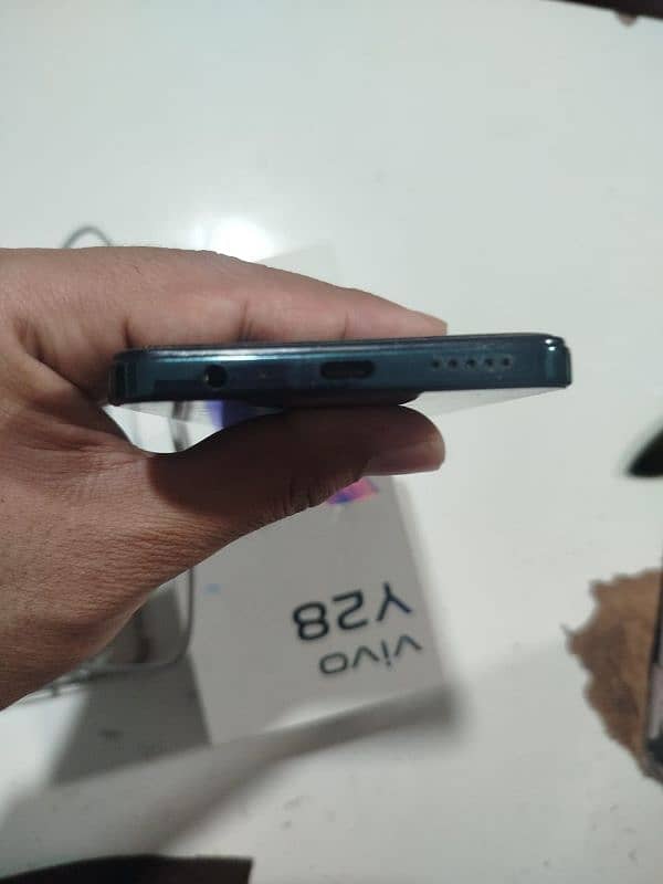 vivo y28 8gb 128gb 03058873587 1