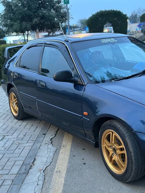 Honda Civic EXi 1996 3