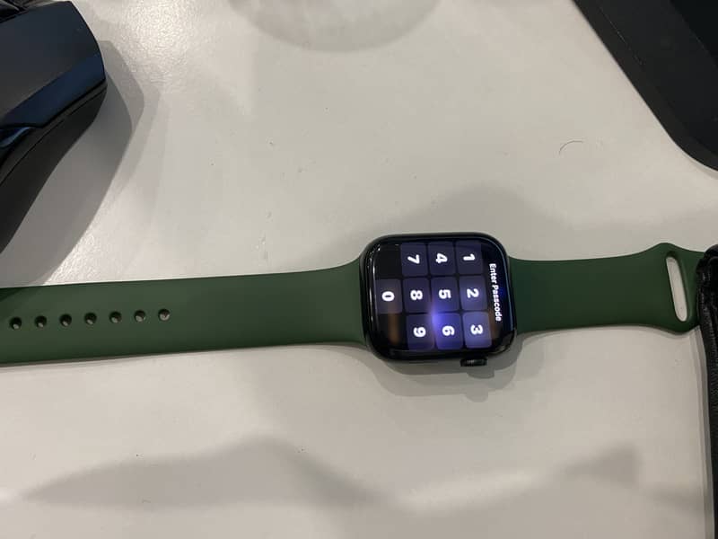 Apple Watch Series 7 ⌚  |  45 mm   |  Gps  |  32GB  | Cond: 10/10 5