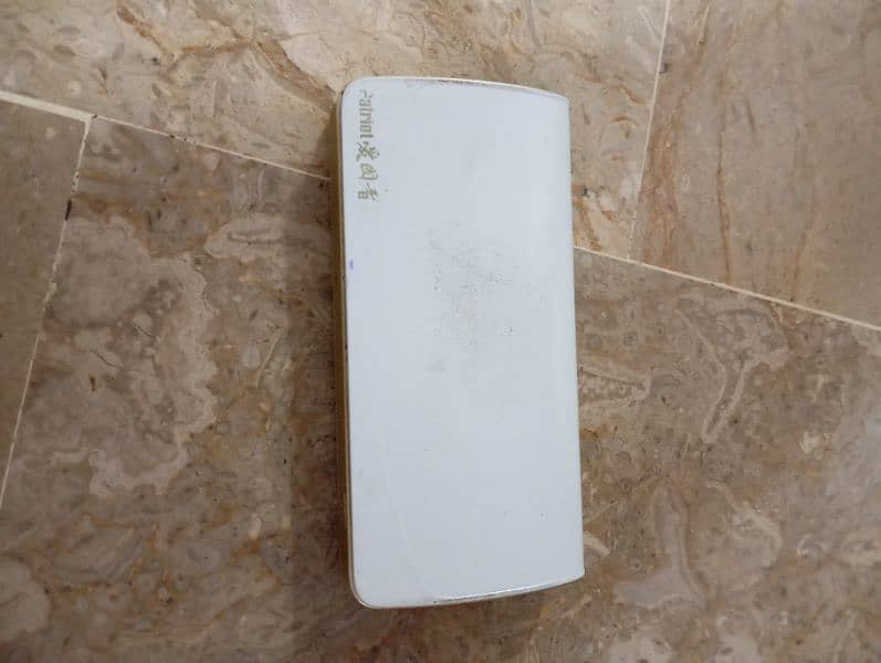 power bank with torch 0