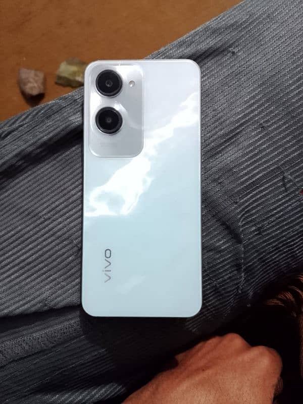 vivo y 18 (6.128) 1