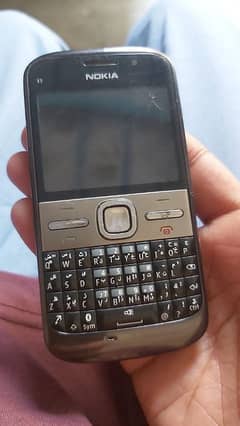 Nokia E5