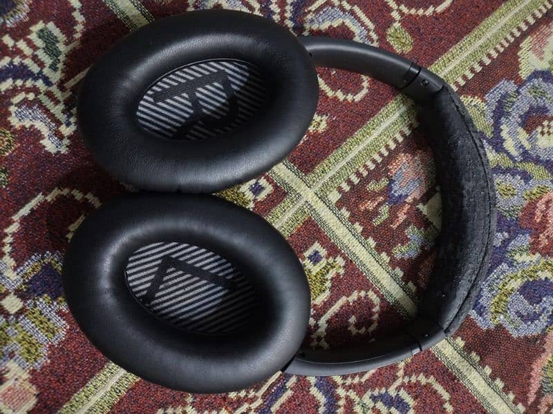 Bose QC25  headphone 6