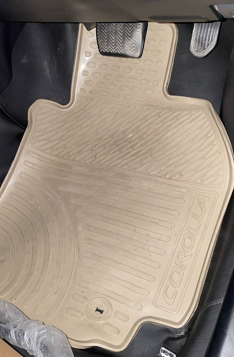 Corolla Farshi,floor mats for sale 1