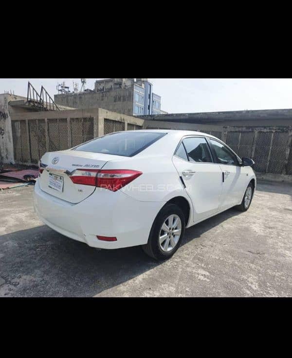 Toyota Corolla Altis Grande 2015 4