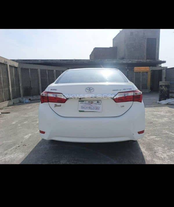 Toyota Corolla Altis Grande 2015 5