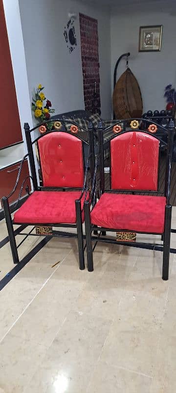 5 Seaters solid iron furniture almost new 2