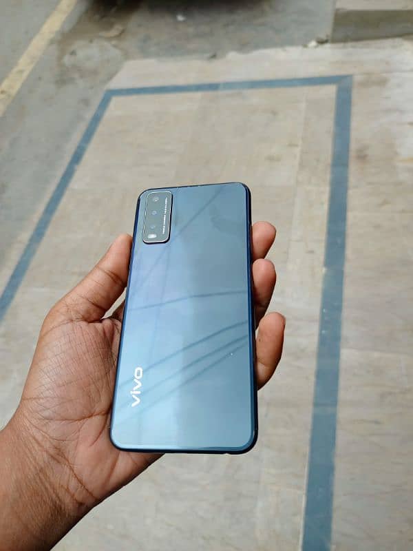 vivo y20 new phone only 1 month use 6