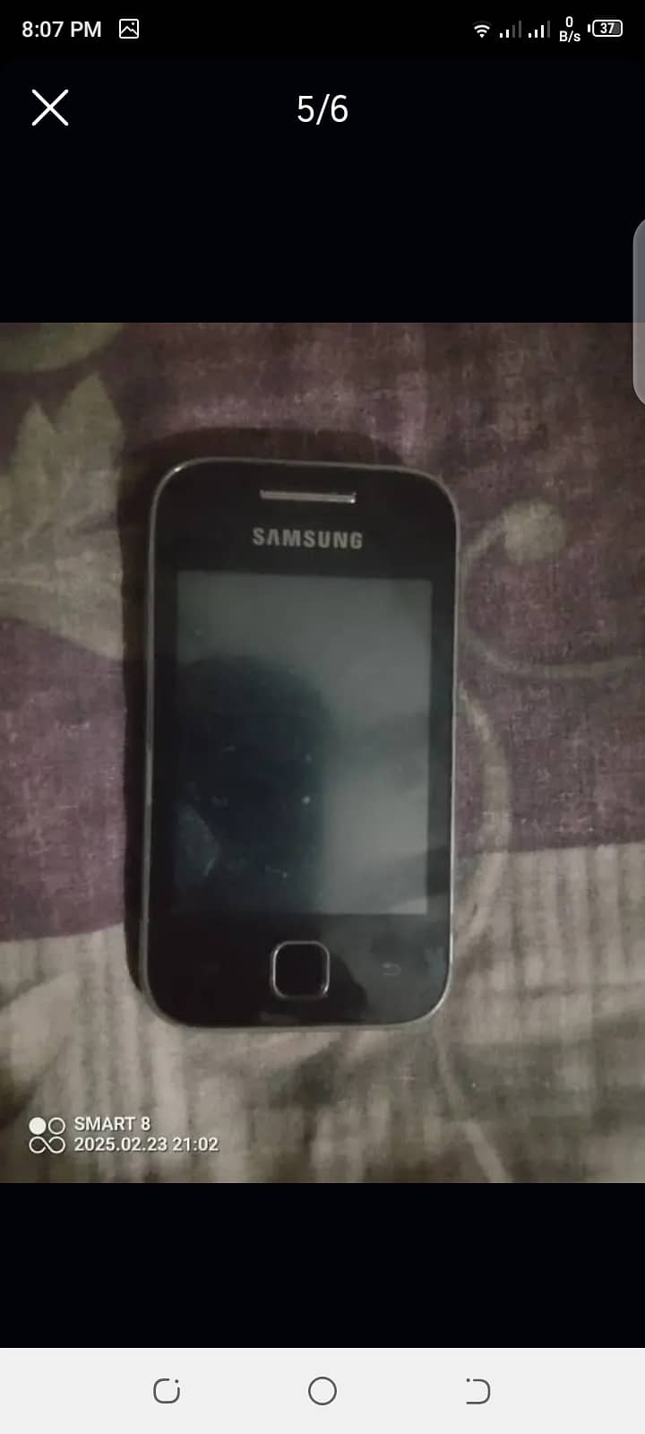 Samsung ka chhota mobile hai 0