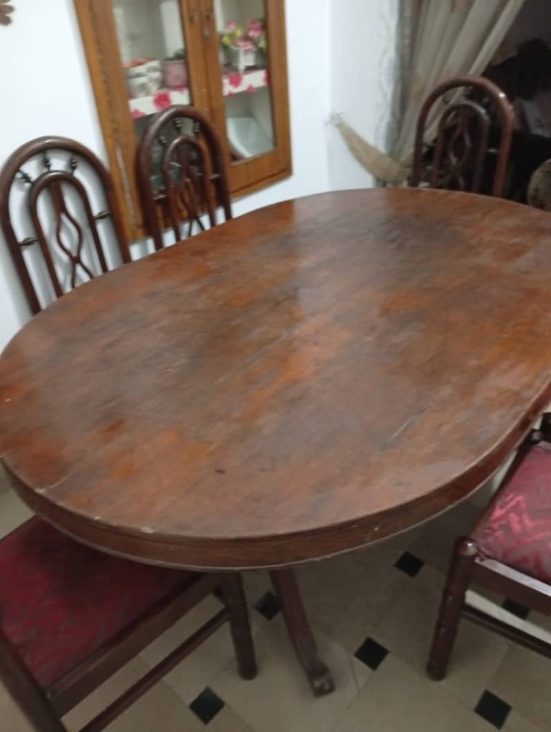 Used Old Dining Table with 6 chairs 6