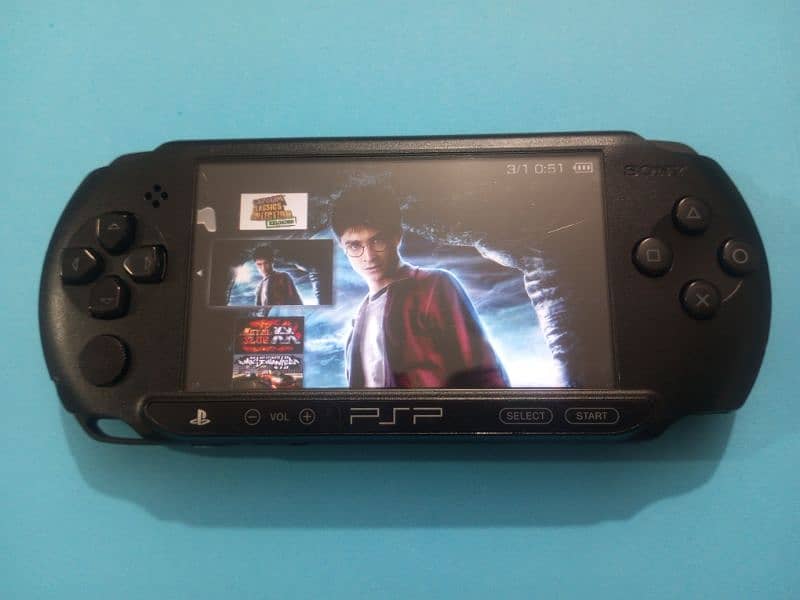 Sony PSP Street E1004 2