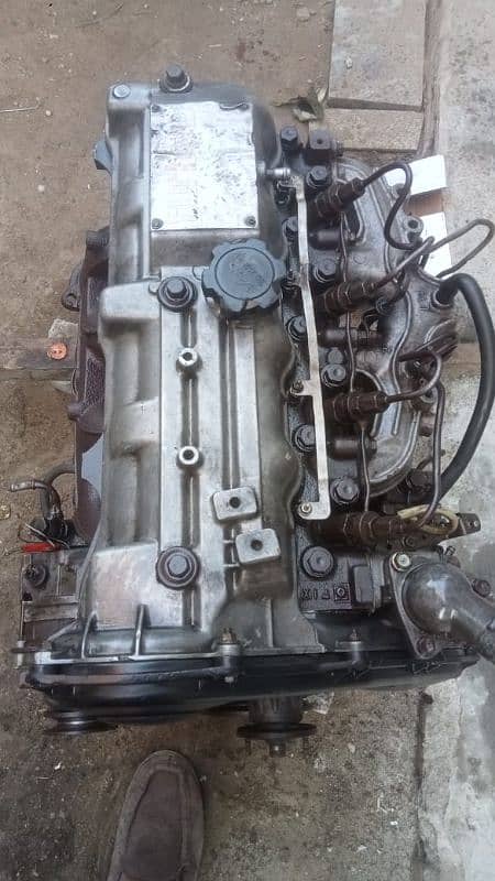 Toyota 2L engine good condition 0