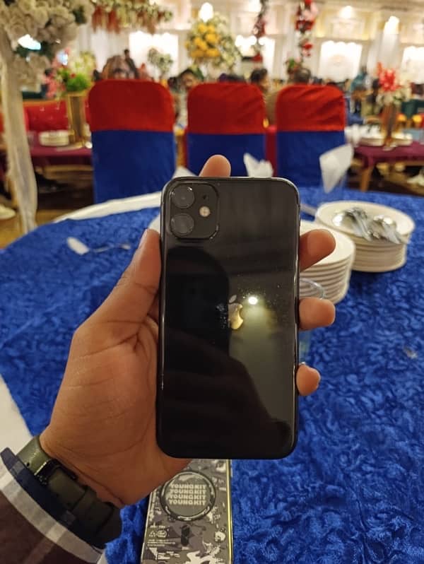 Iphone 11 non_pta factory unlock 64gb memory 0