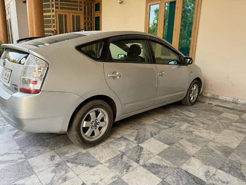 Toyota Prius 1500 9