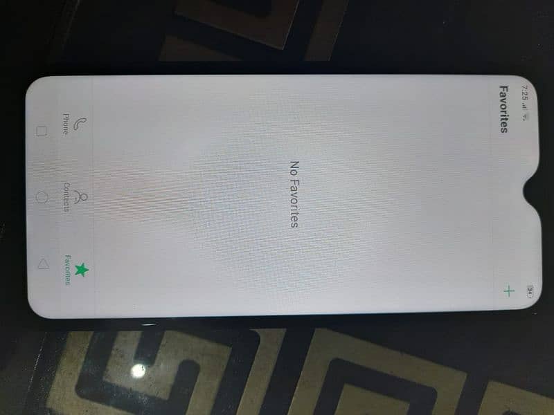 I am  selling phone oppo A5 1