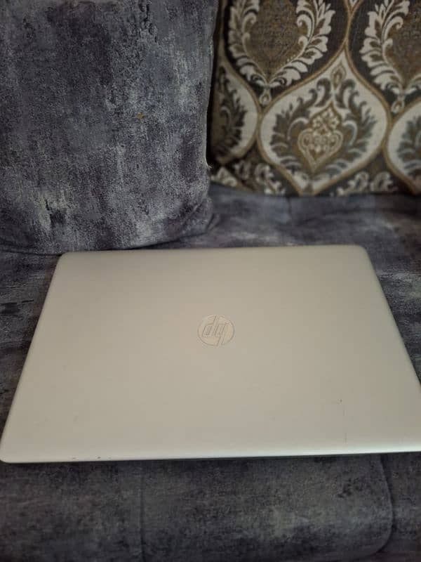 HP envy i7 6th touch screen 2gb Nvidia Geforce 940M graphics 4