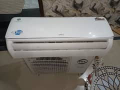 PEL Inverter 1 ton Almost new condition 03268554147