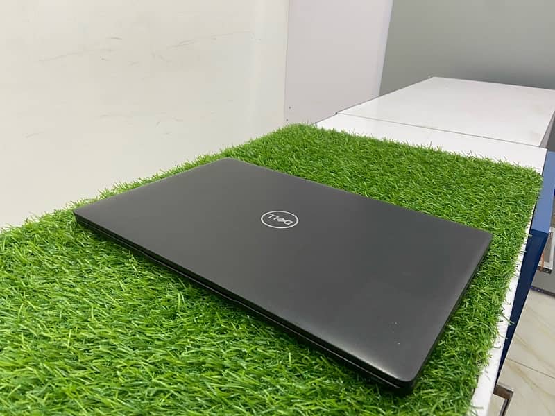 Dell Latitude 5400 Core i5 Generation 8th 8gb ram 256gb ssd 5