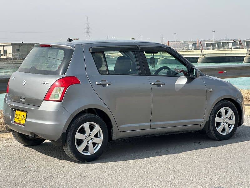 Suzuki Swift 2010 0