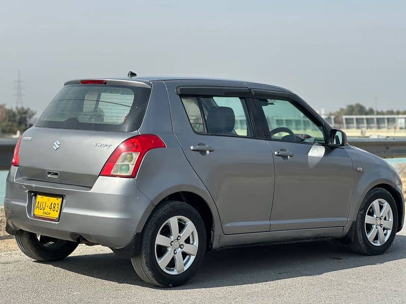 Suzuki Swift 2010 4