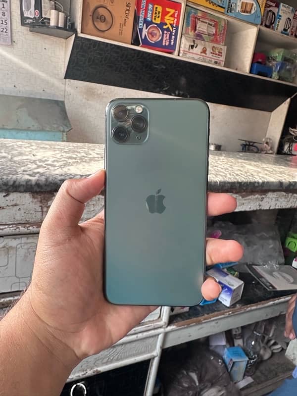 iPhone 11 pro max Dual Approved waterpack 64gb Just Box 0