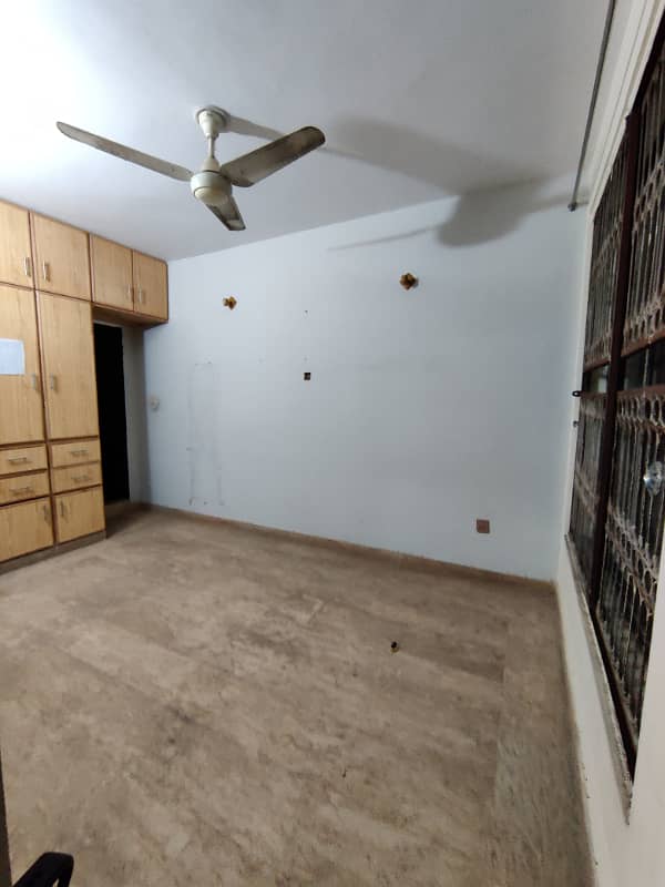 5MARLA MARBLE 3RD FLOOR PORTION FOR RENT IN ALLAMA IQBAL TOWN 1