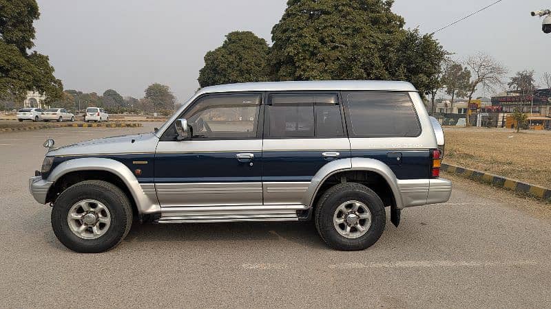 Mitsubishi Pajero 1996 0