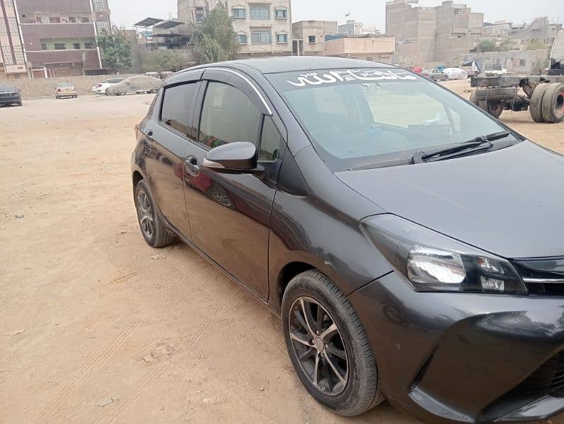 Toyota Vitz 2015 8