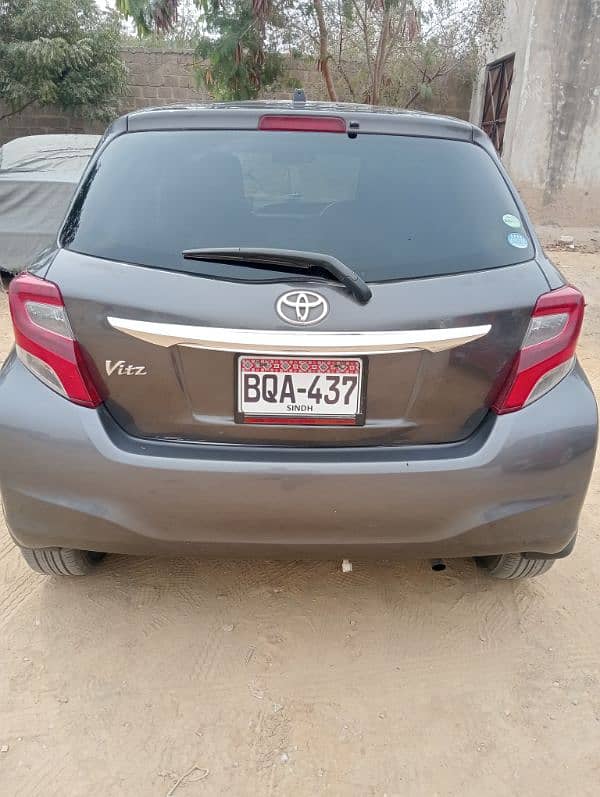 Toyota Vitz 2015 12