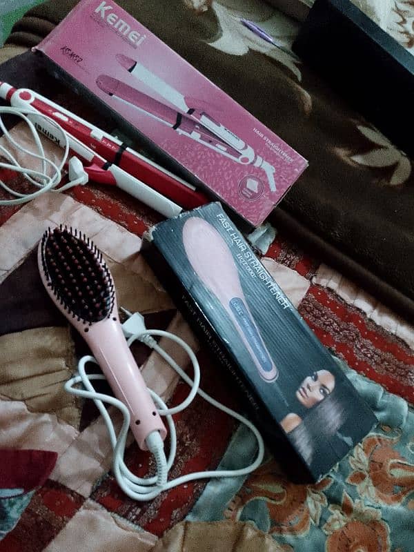 urgent sale 3 in  one straightener no use one brush 2