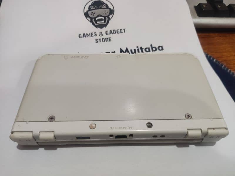 Nintendo New 3DS - Modded - 32GB Great Condition 5