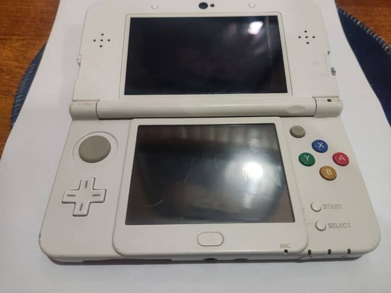 Nintendo New 3DS - Modded - 32GB Great Condition 9