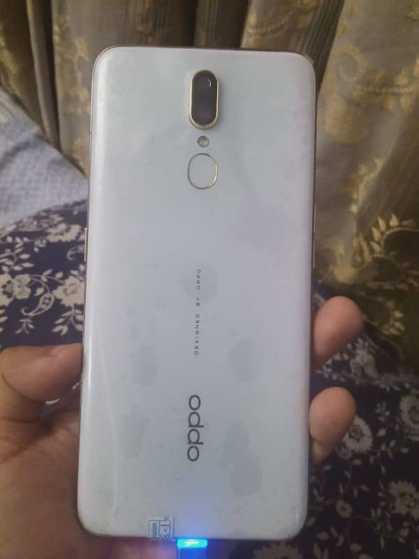 Oppo F11 new box pack 1