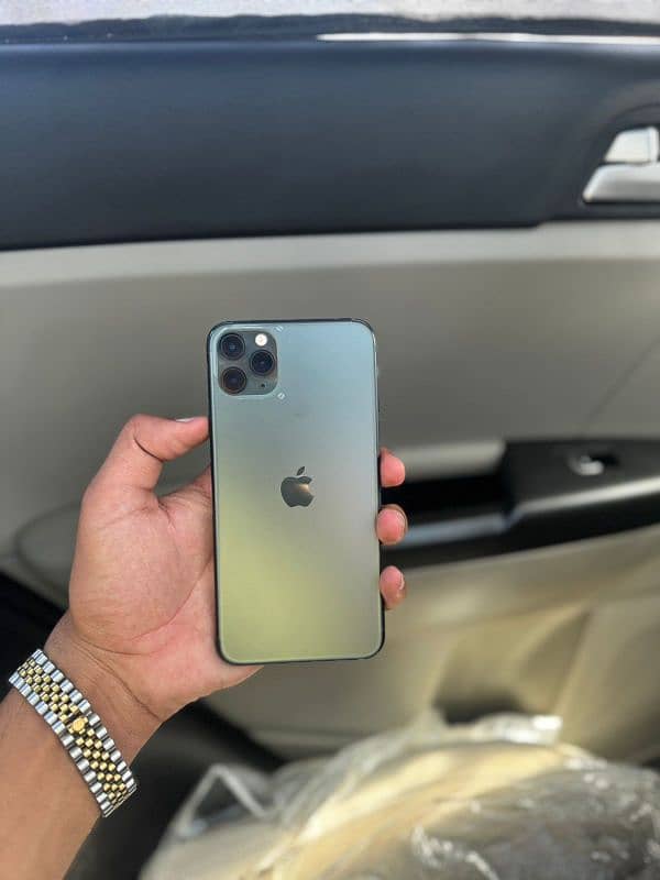 iphone 11 Pro max 4