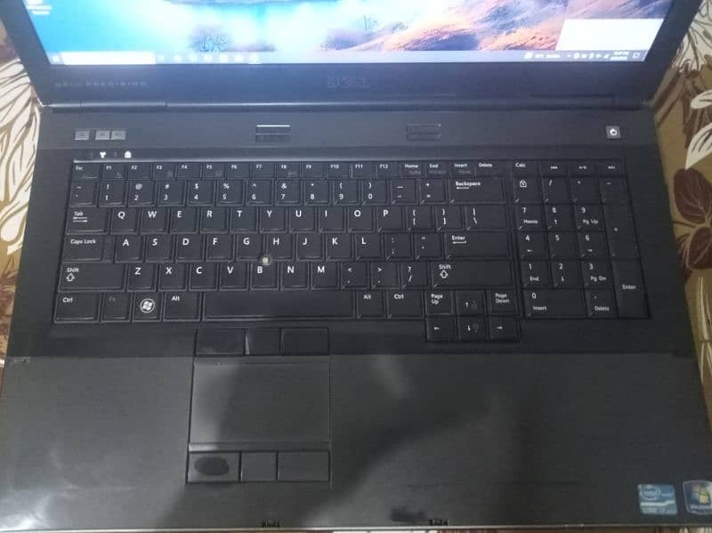 Dell precision M6600 1