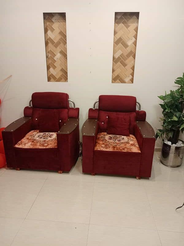 8 Seater Sofa Set and King size bed for sale 1