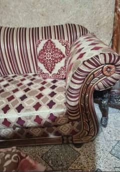 6 Seter Sofa set Almost new few month used