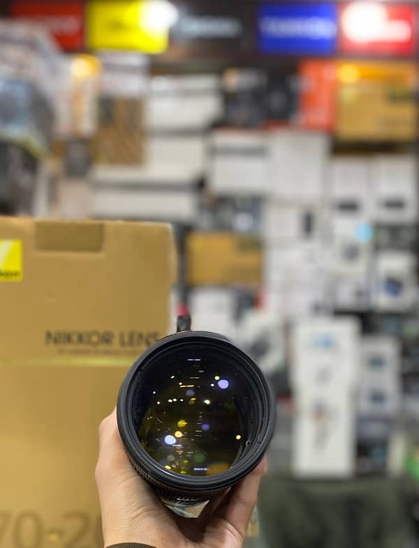 Nikon 70-200 F/2.8 Vr ii Lens 5