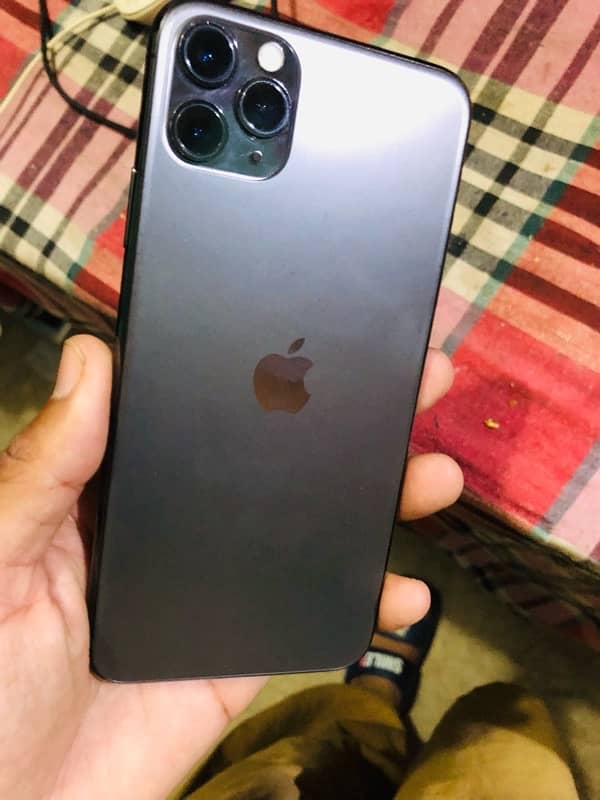 iPhone 11 Pro Max all sim working glitch 10/9 9